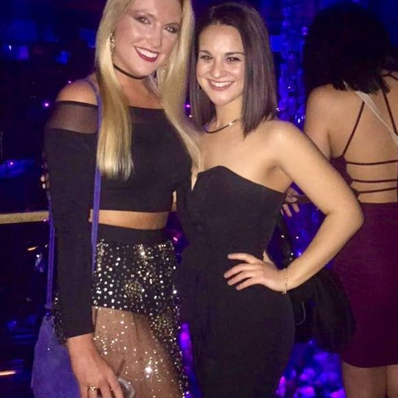 Meet your Posher, Claire - Picture 1 of 1